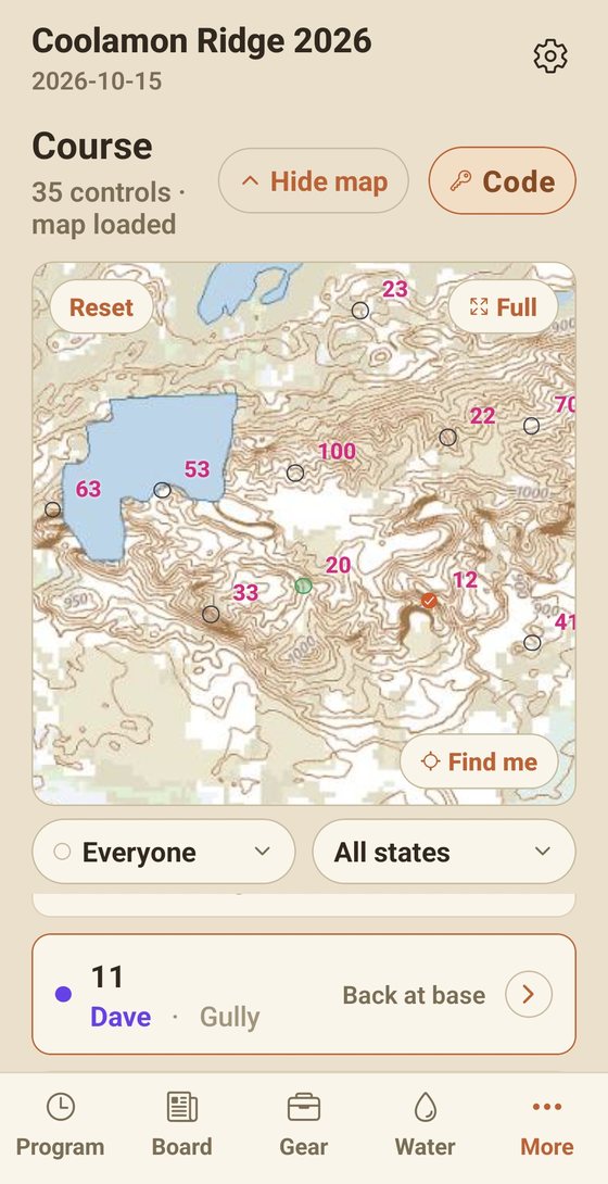 The field app's control collection screen: the course map with controls to bring in